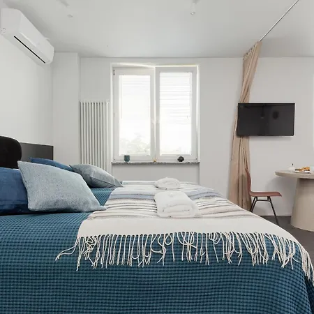Marszalkowska 140 Apartments In The Center Of Warsaw By Noclegi Renters Exterior photo