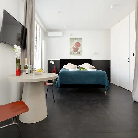 Marszalkowska 140 Apartments In The Center Of Warsaw By Noclegi Renters Exterior photo